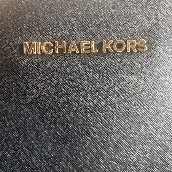 Michael Kors Selma Crossbody bag - Picture 2 of 6